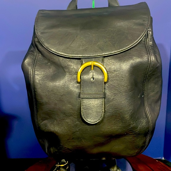 Coach Black Backpack Magnet Made In USA Gold Hardware Vintage Leather Authentic - Picture 3 of 9